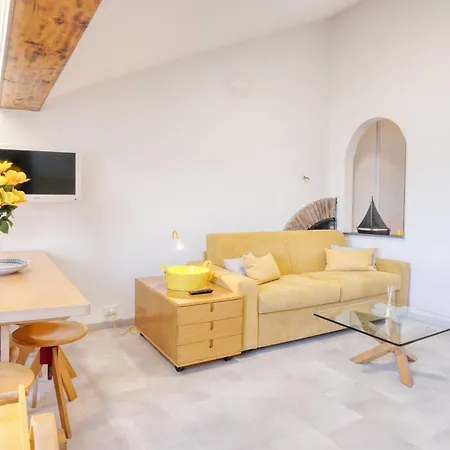 Appartement Lemon & Salt Seafront With Amazing Terrace - Prime Location