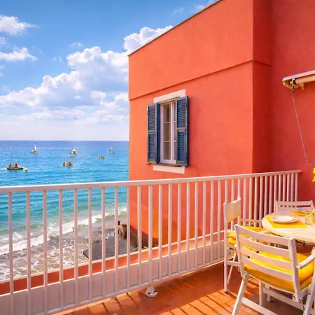 公寓 Lemon & Salt Seafront With Amazing Terrace - Prime Location 阿拉西奥